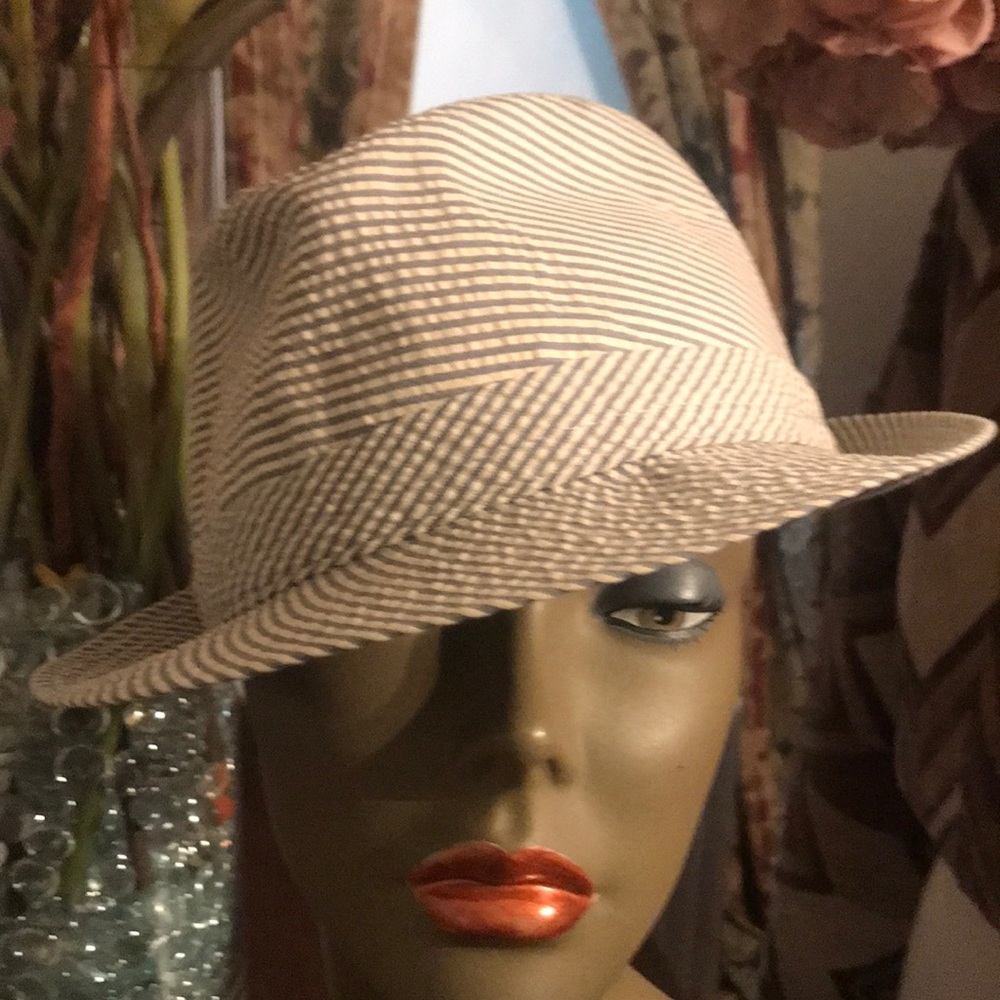 Baby blue and white pin strip hat country gentlemen large